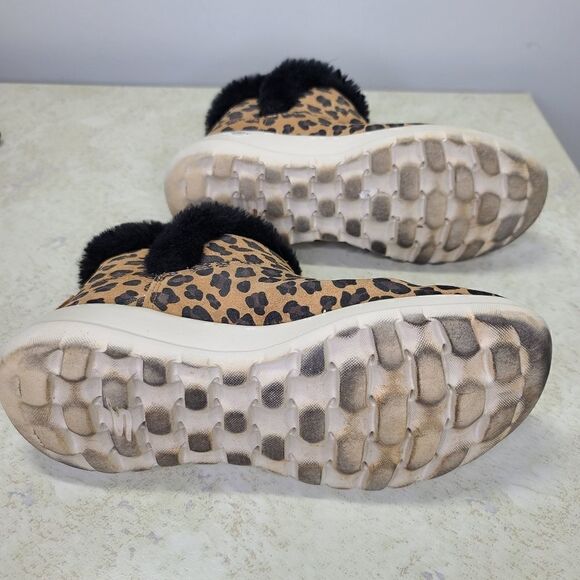 Skechers On the Go Joy Bundle Up Ankle Boots Sz 5.5 - Picture 5 of 8